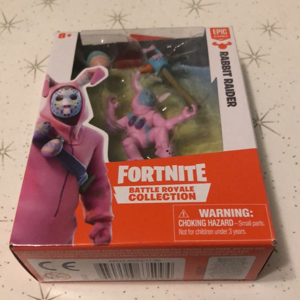 Fortnite Rabbit Raider Mini Figure - Picture 9 of 11